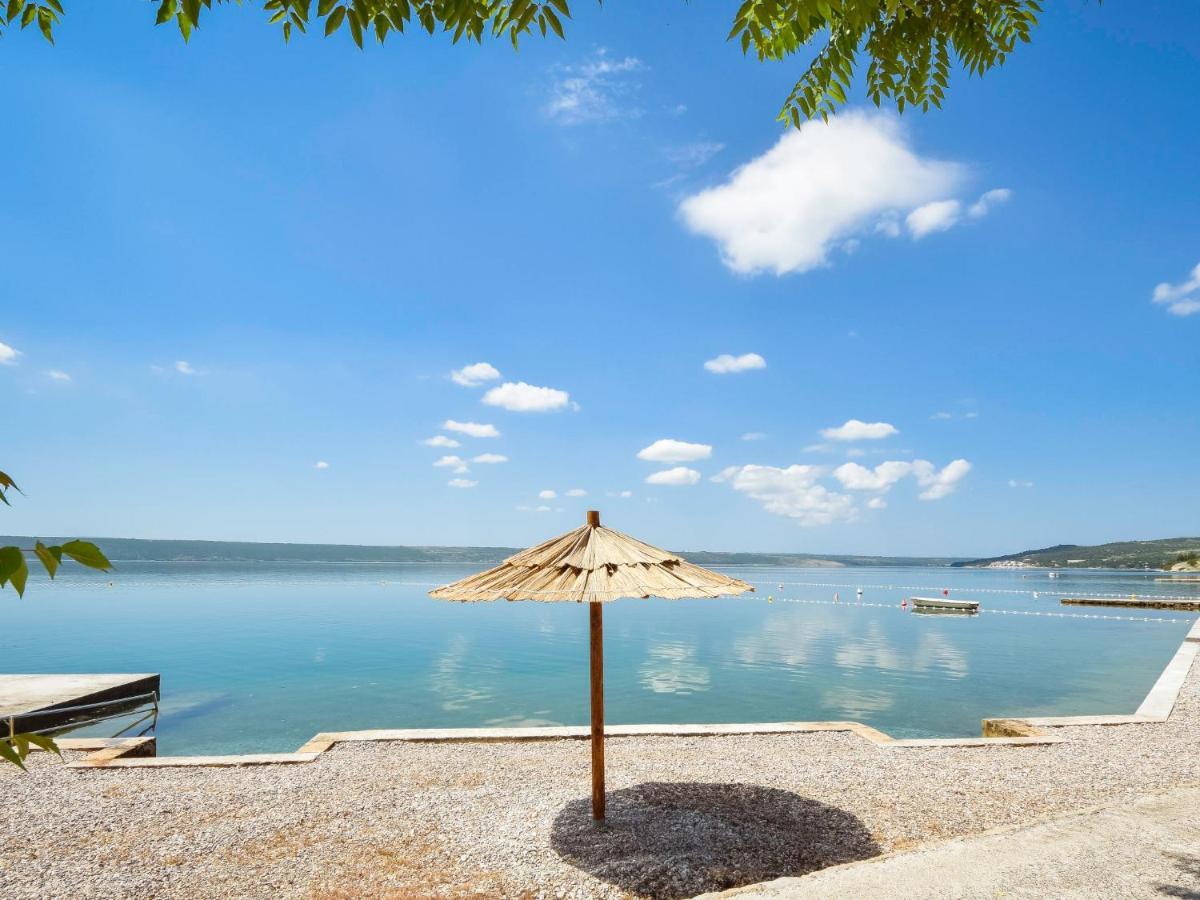 Holiday Home Ana By Interhome Maslenica Zewnętrze zdjęcie